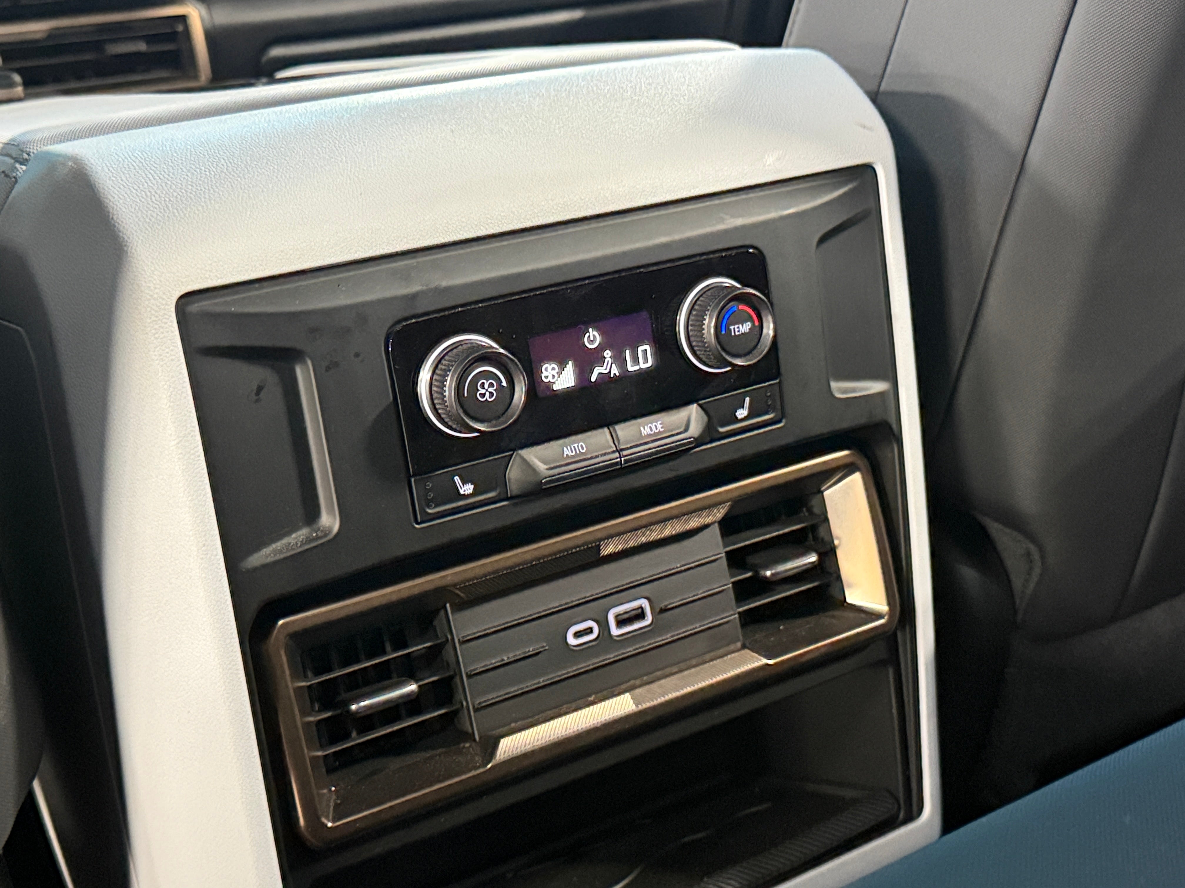 gmc hummer ev 2024 1GKB0SDC2RU110776 image gmc hummer ev 2024 1GKB0SDC2RU110776 image